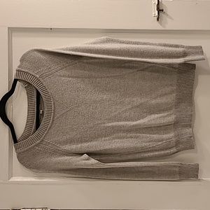 Gap light gray sweater